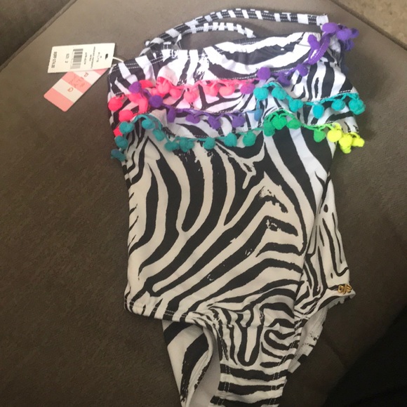 NWT pilyq african rays pom pom ruffle one piece - Picture 1 of 3